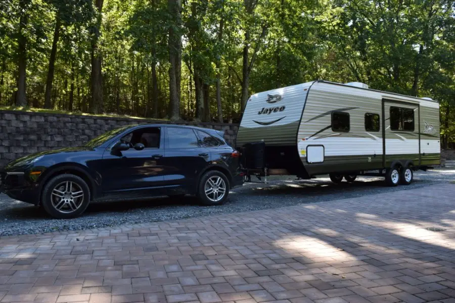 porsche-cayenne-is-one-of-the-best-small-suvs-for-towing Porsche Cayenne is one of the best small suvs for towing